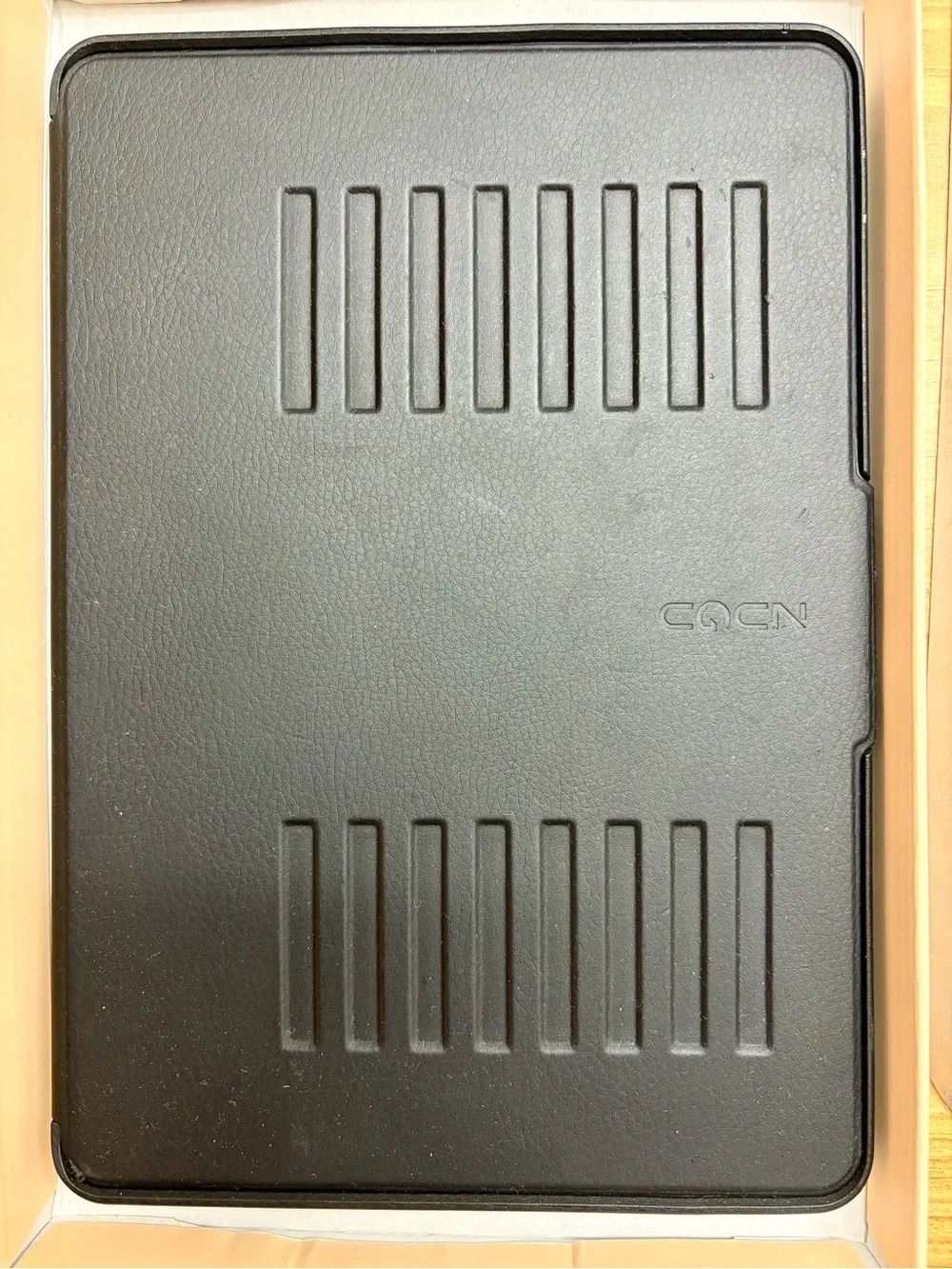 Black iPad Zugu case